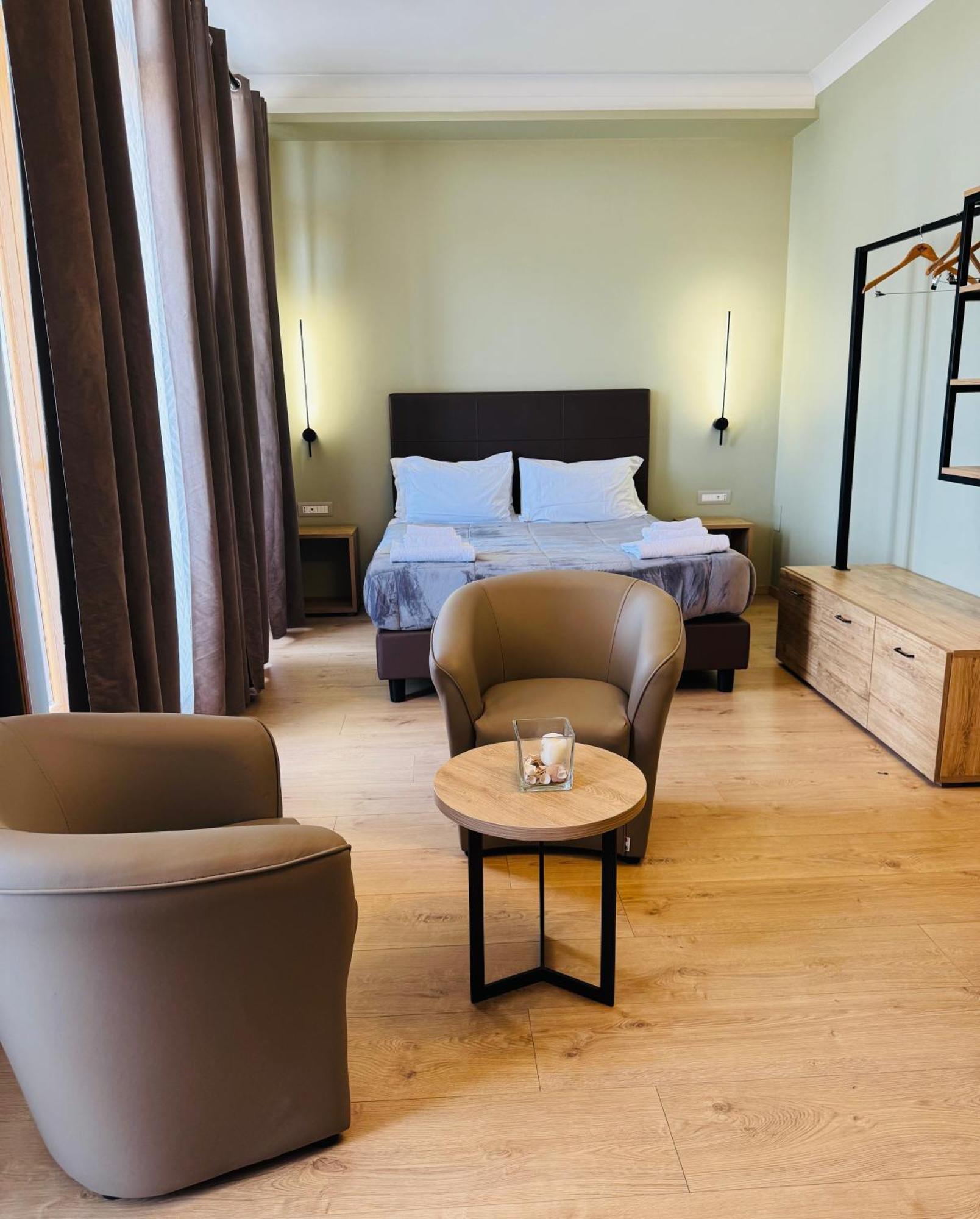 Manhattan Room & Suite Bari Ngoại thất bức ảnh